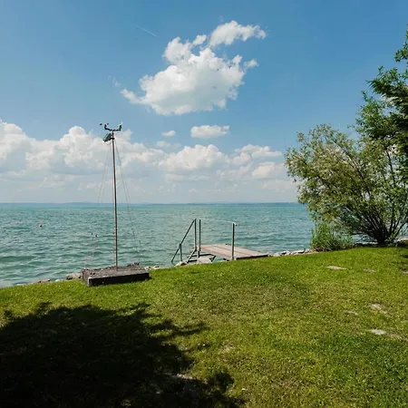 Privát Strand, Közvetlen Vízkapcsolat Siófok